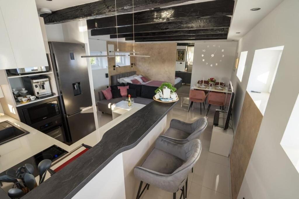 Apartment Royal Studio Rijeka Ngoại thất bức ảnh